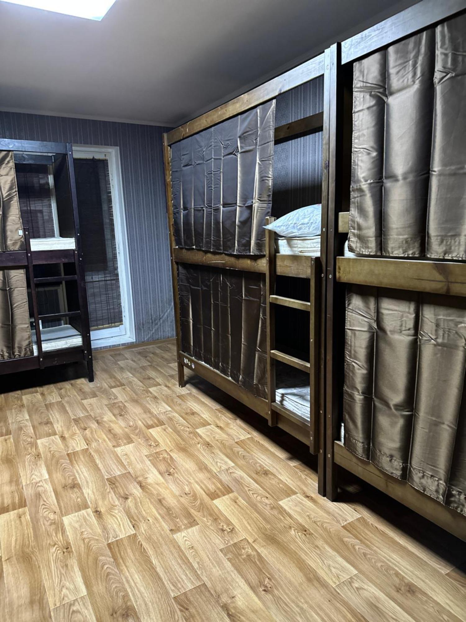 Ararat-Poznyaki Hostel Kiev Ngoại thất bức ảnh