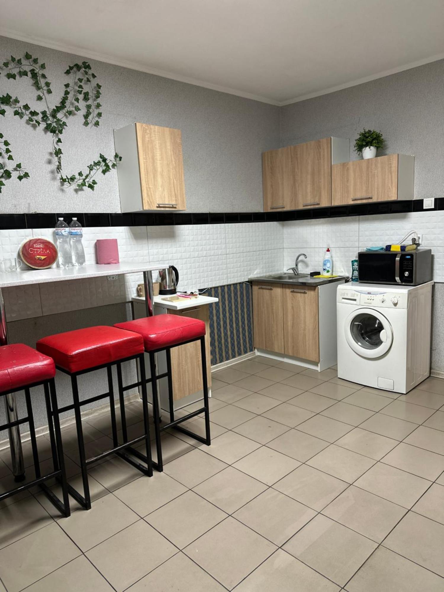 Ararat-Poznyaki Hostel Kiev Ngoại thất bức ảnh
