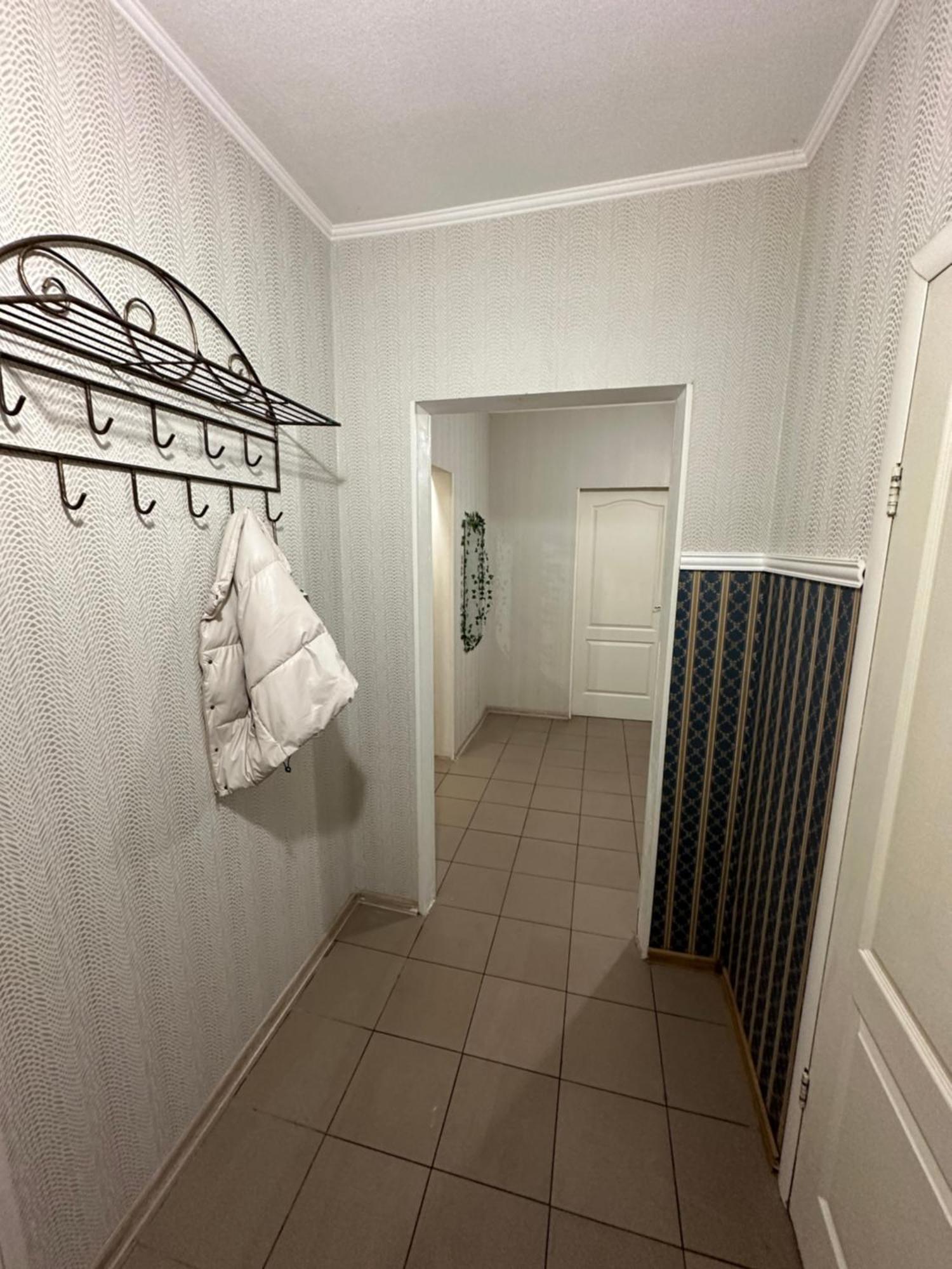 Ararat-Poznyaki Hostel Kiev Ngoại thất bức ảnh